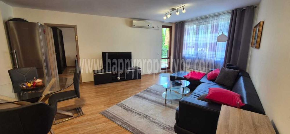 Продава се Двустаен апартамент в Свети Влас - 83 кв.м за 1025 €/кв.м - Снимка #1