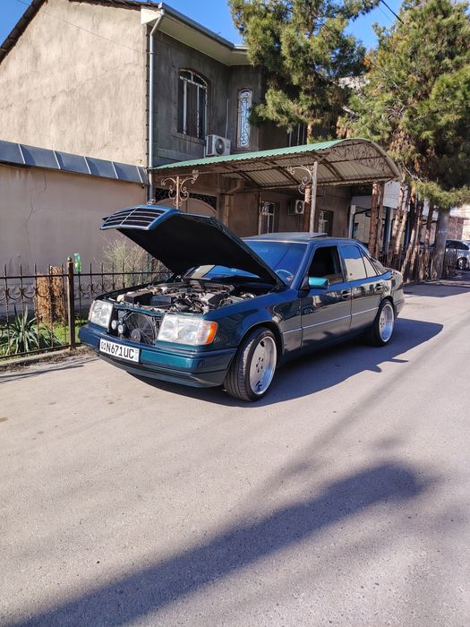 Продам Мерседес Бенз w124