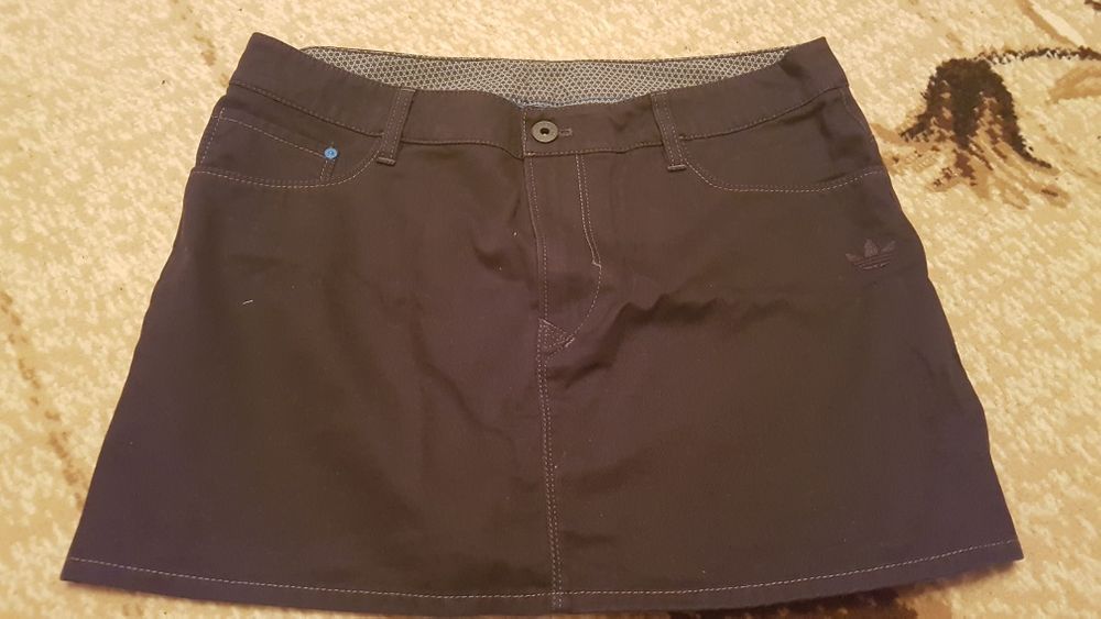 Нова пола на адидас-оригинал