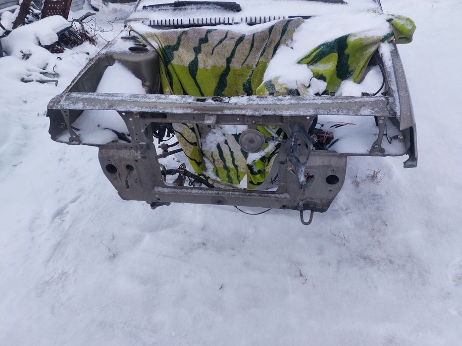 Продам по запчестям ваз 2115