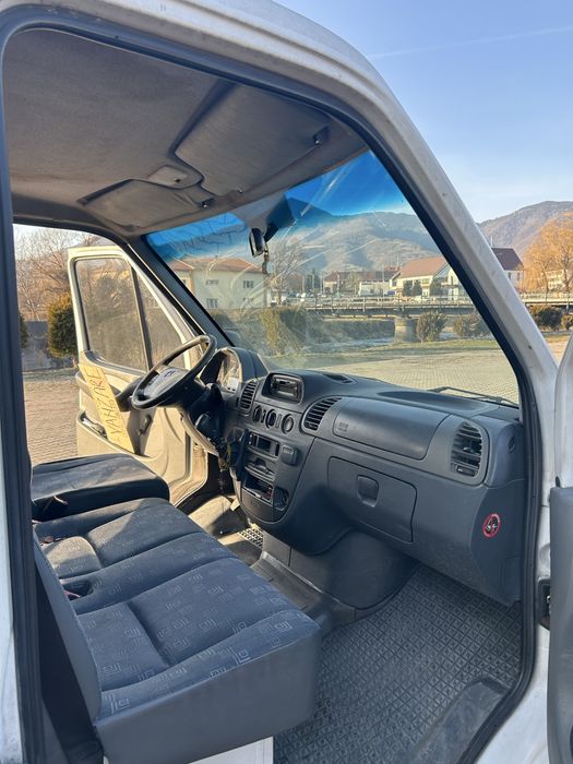Mercedez-Benz Sprinter 208