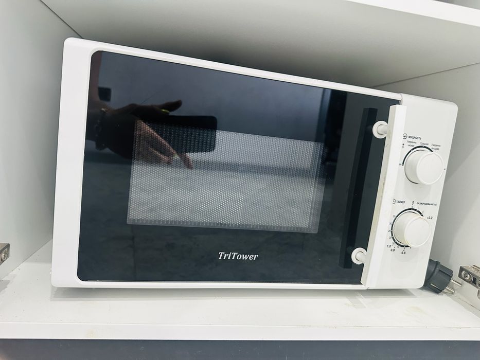 Продам микроволновую печь