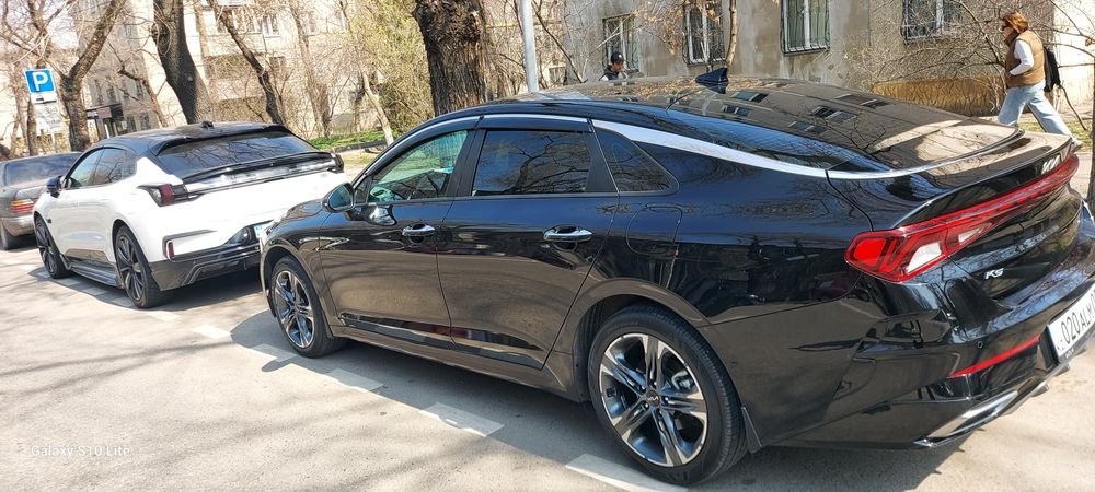 Продам.   Диск  р18.  Киа к5