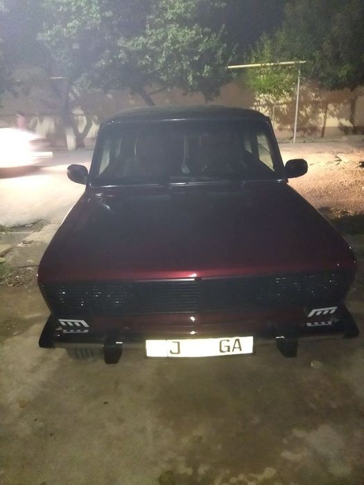 06 mashinasi 1995 sotiladi