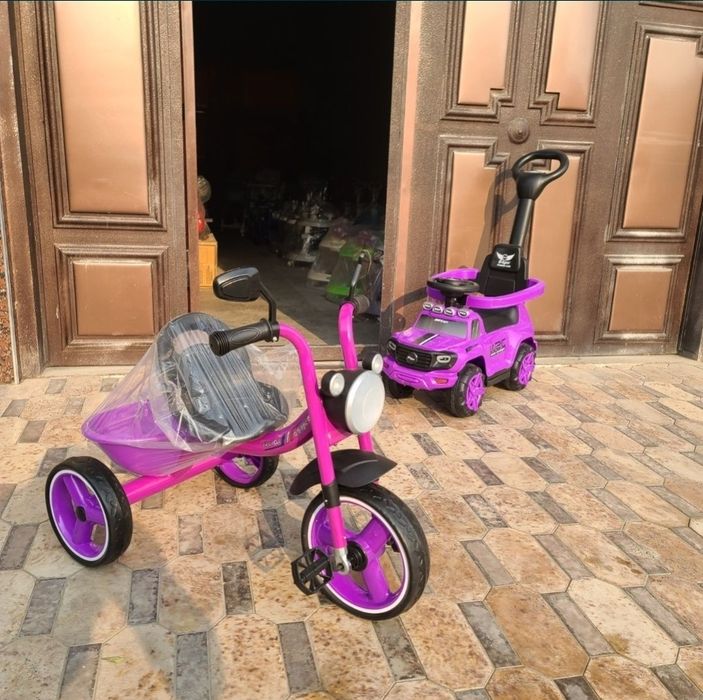 Новые машинки с ручкой.