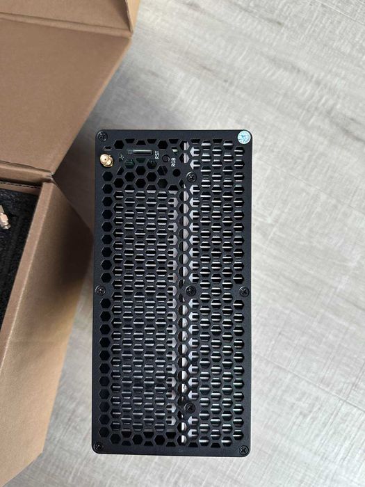 Goldshell KA BOX PRO копач/миньор за Kaspa, Bitcoin, Sedra Bugna - НОВ