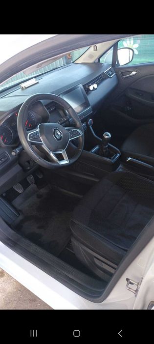 Vand autoturism Renault clio