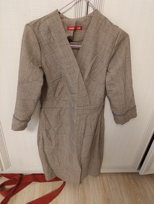 Платья, юбки 40-42 размер