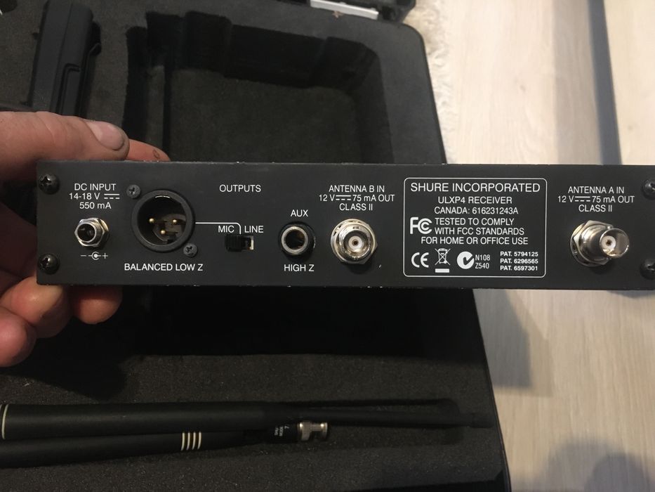 Sistem wireless Shure ULXP4 + Beta 87A  + Lavaliera – profesional