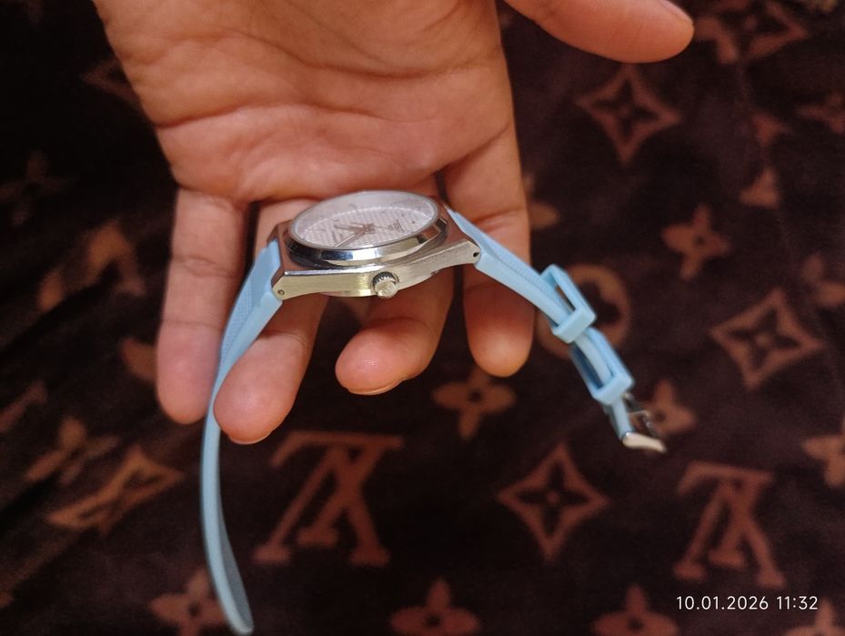 Часы TISSOT новые