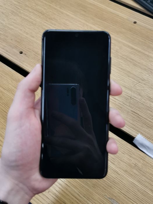 Huawei p60 pro, пользовался 1 год