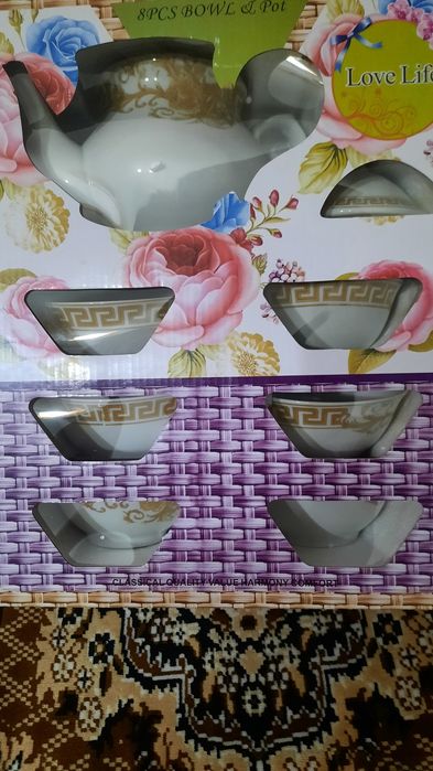 Чайный сервиз. Новый.