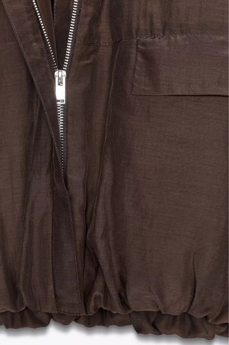 Дамско яке Zara с обло деколте