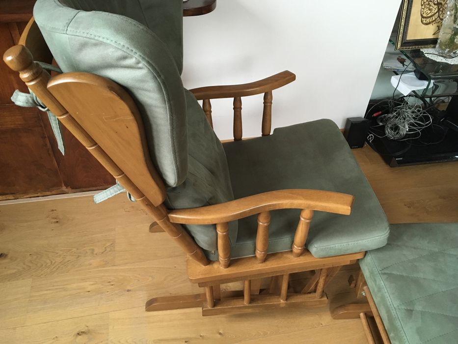 Люлеещ се стол от две части