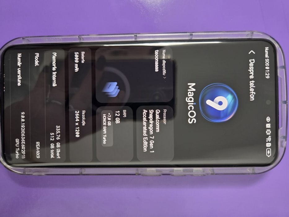 Vand telefon  Honor 90