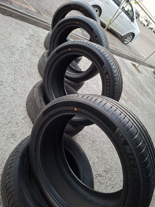 Michelin L9 родной 305$.Почти новый  перегон  L 9 родной шина