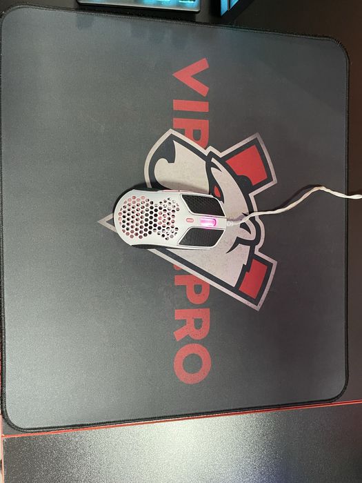 Мышка Hiper X и коврик