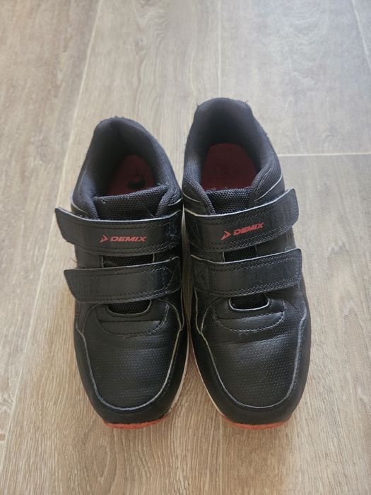 Кроссовки demix,  35 размер