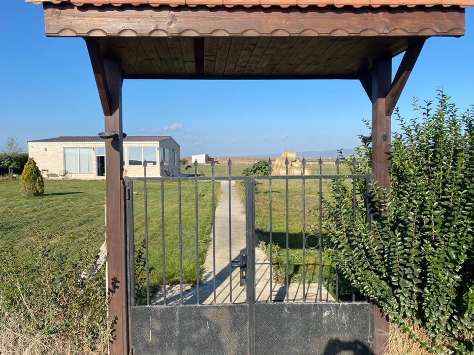 Дава се под наем Земеделски имот в к.к. Слънчев бряг -  кв.м за 765 € - Снимка #4