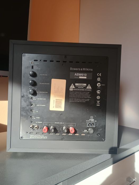 Vând un sistem audio