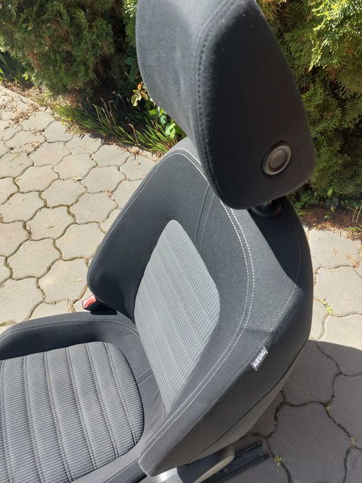 Scaun stanga fata Passat CC