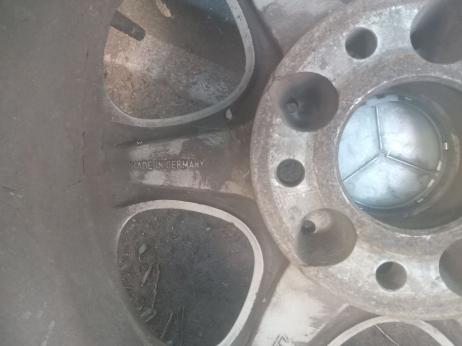 Продам диски оригинал мерседес 124,210 размер 16