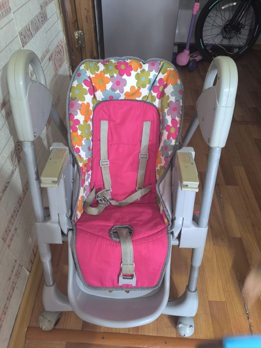 Продам стульчик для кормления
