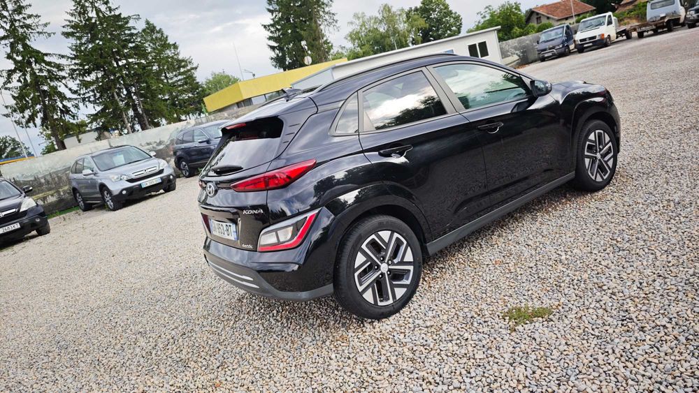 Hyundai Kona Electic 204ks 64KW Tecno