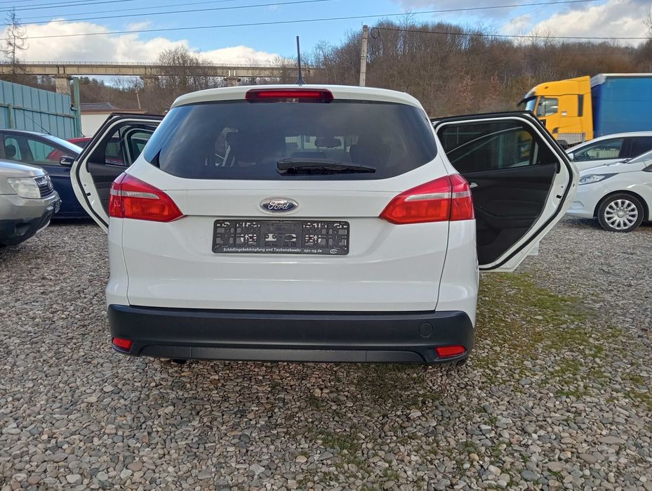 Ford Focus 15 Diesel 2018 Automat .