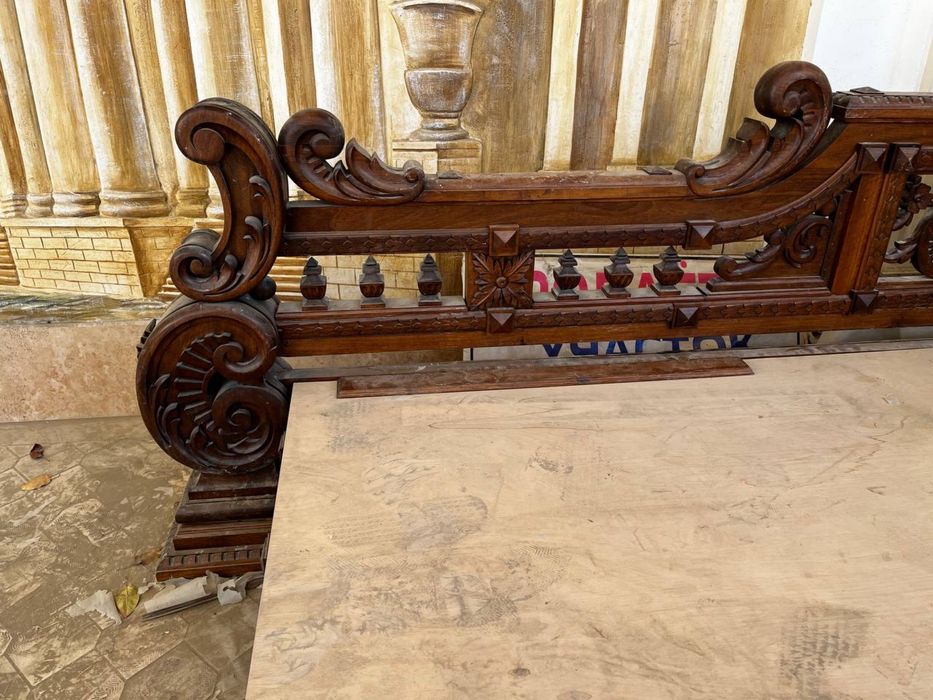 Продам топчан ручной работы ОРЕХ