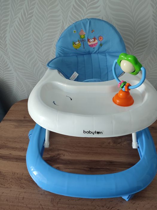 Продам детский коврик и ходунки