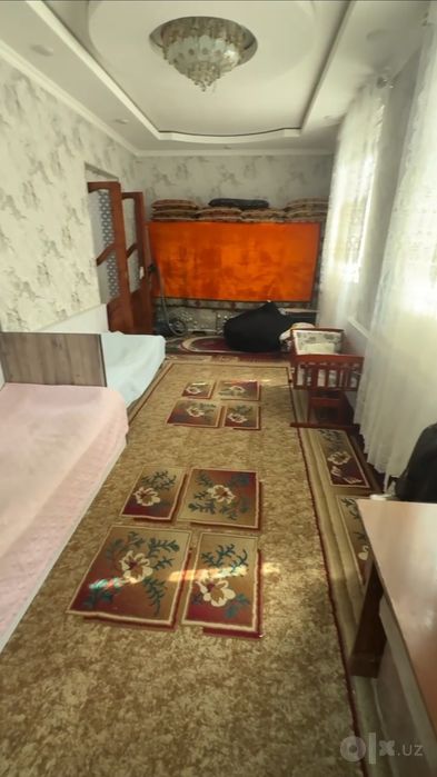 Продаётся дом вдоль дороги