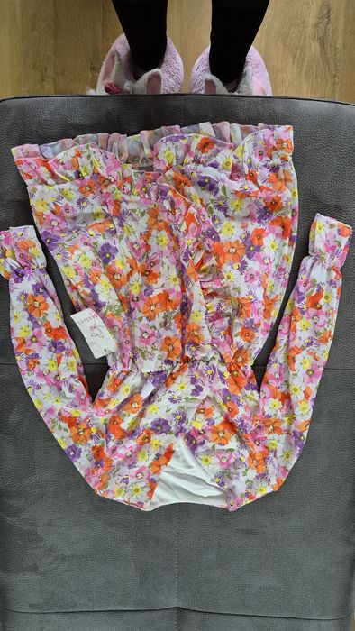 Детска рокля на цветя