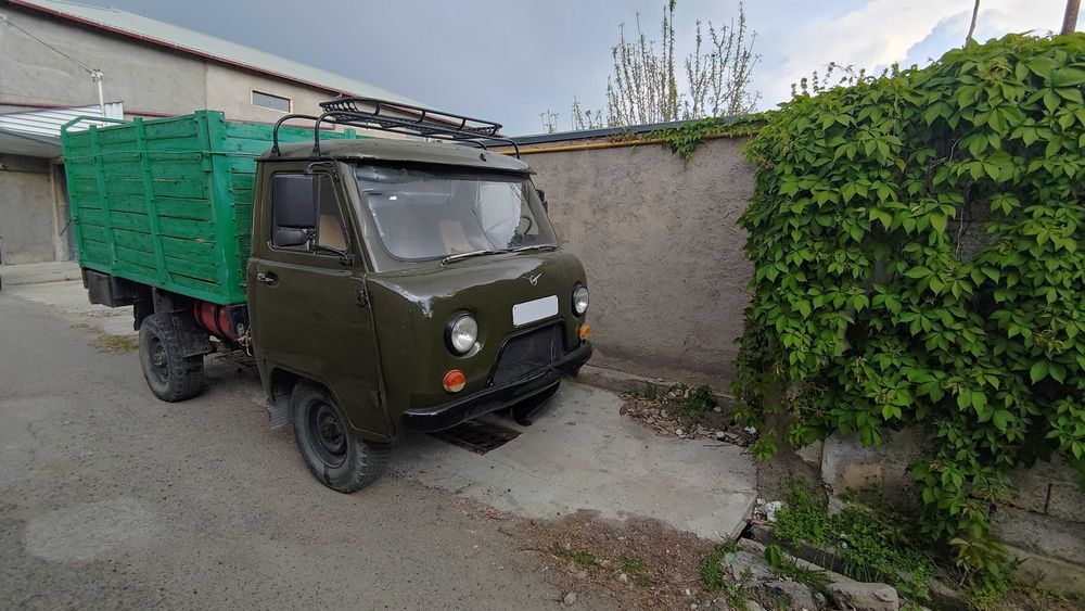 Uazik 3303 bortovoy
