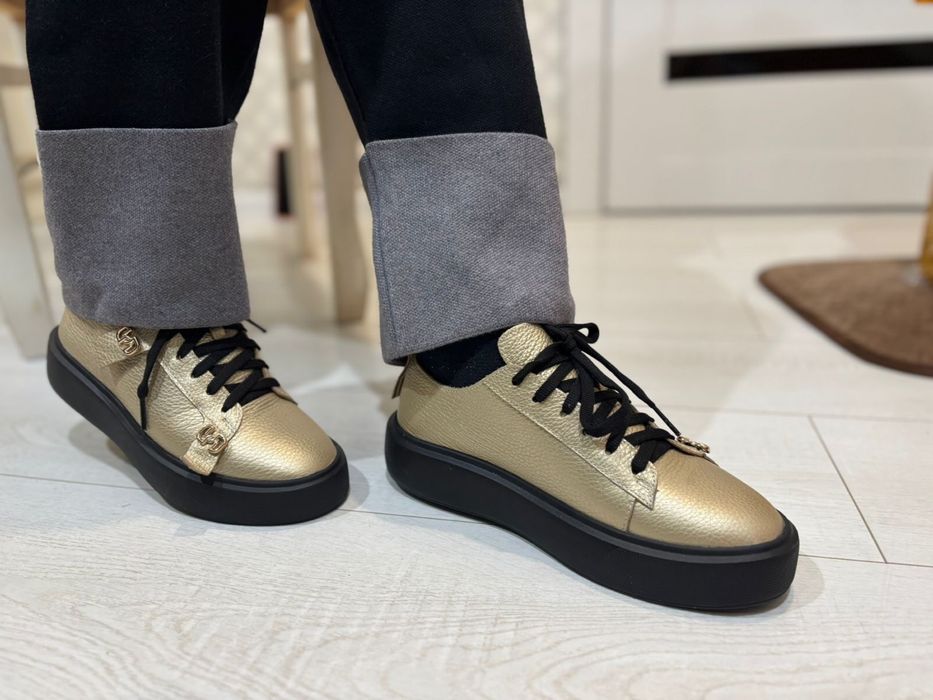 Все по 14500  обувь весна осень