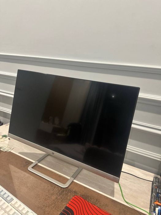 Продается монитор Hp27ea