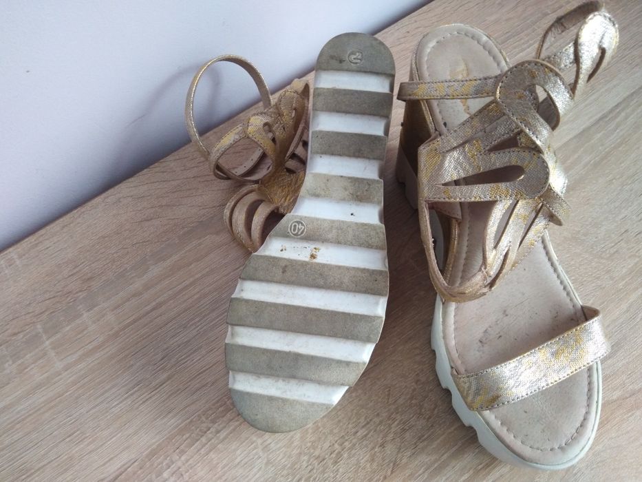 дамски сандали