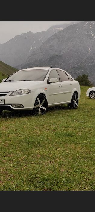 Vosen 17 diska sotladi
