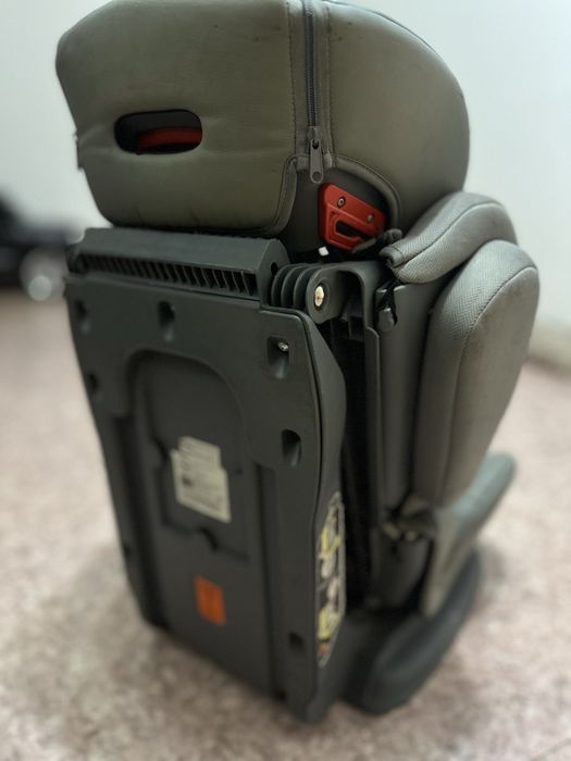 Продам детское автокресло.