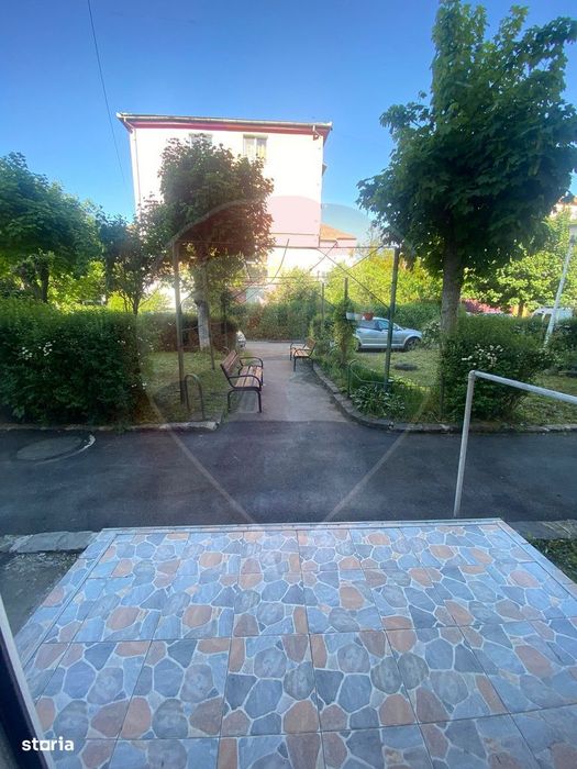 Apartament cu 2 camere de vânzare în Medias et 2 zona centrala