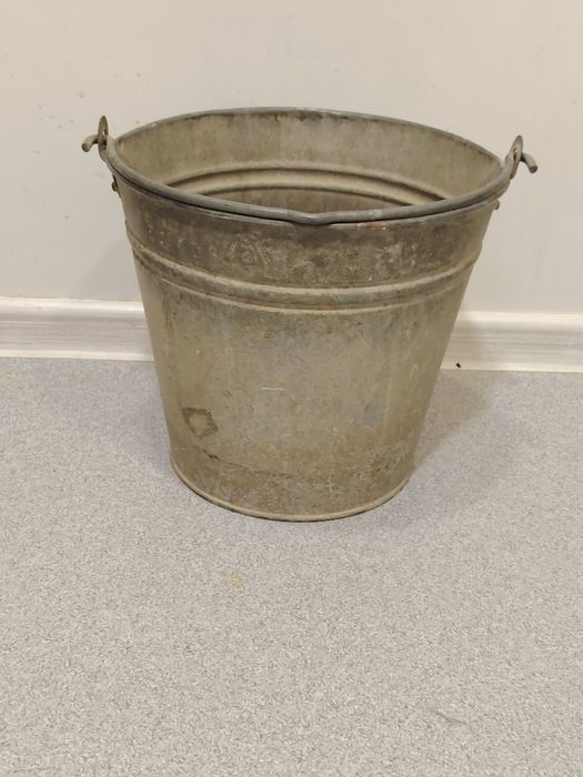 Ведро железное советское