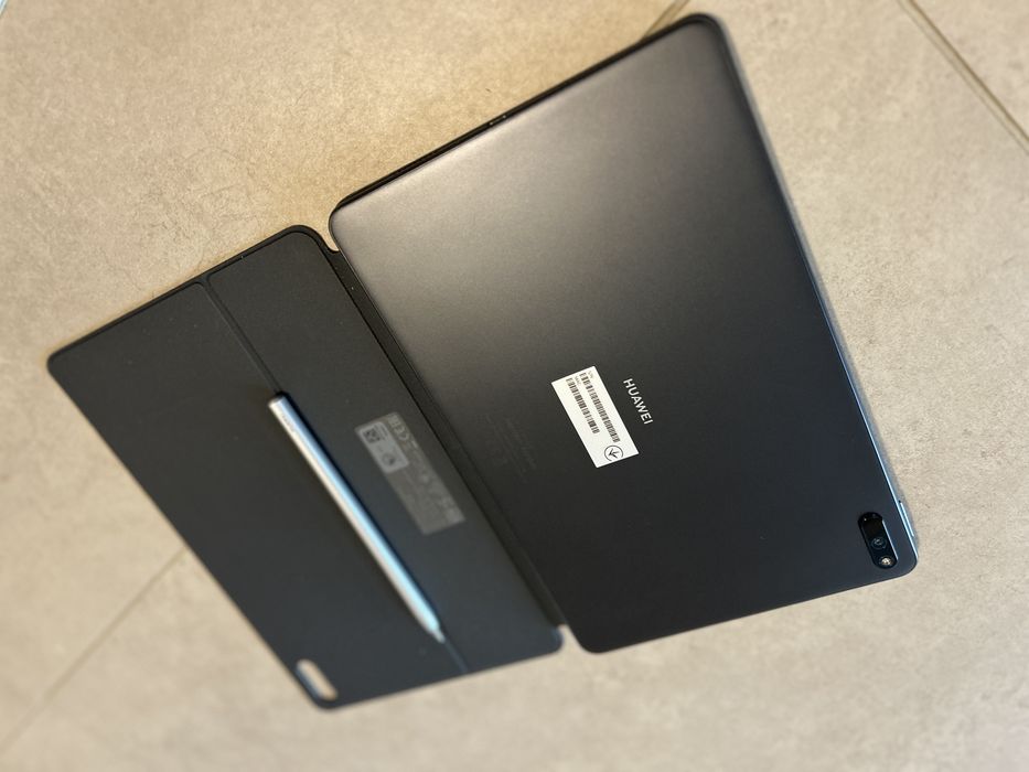 Huawei MatePad 11 128GB + M-Pencil + husă tastatură + încărcător