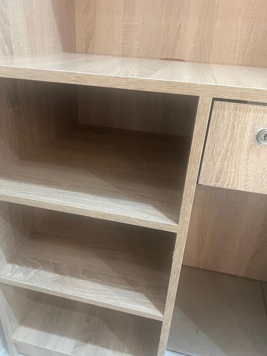 Продам стол деревь