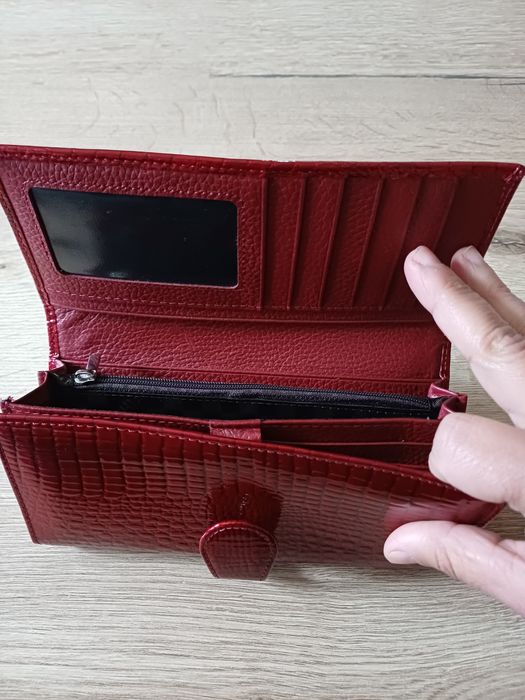 Дамско портмоне,ново