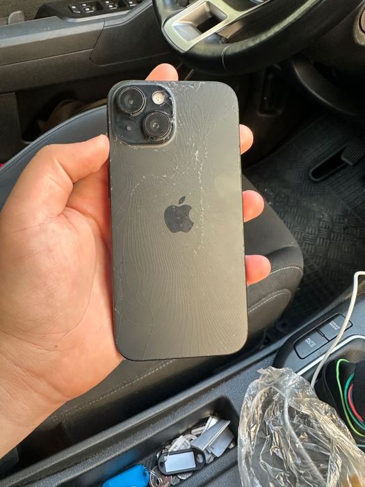 Iphone 15 negru 128