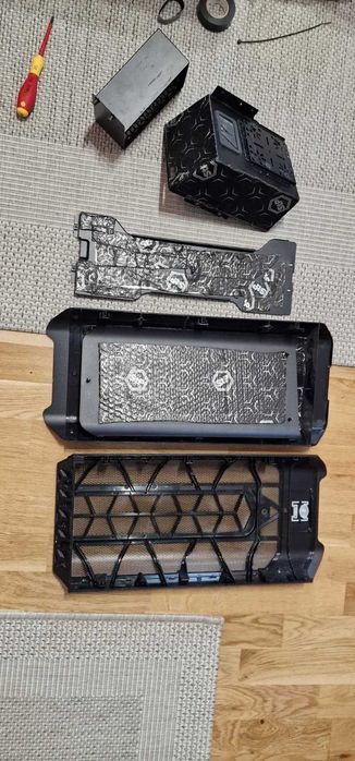 Carcasa   Cooler Master MASTERCASE SL600M folosita - middle tower
