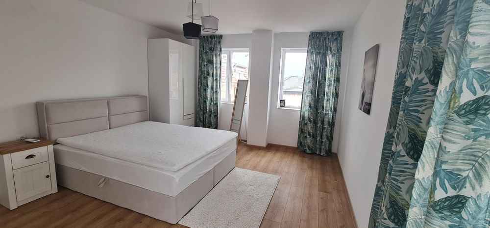 Дава се под наем Тристаен апартамент в Пловдив, Младежки Хълм - 95 кв.м за 675 € - Снимка #4