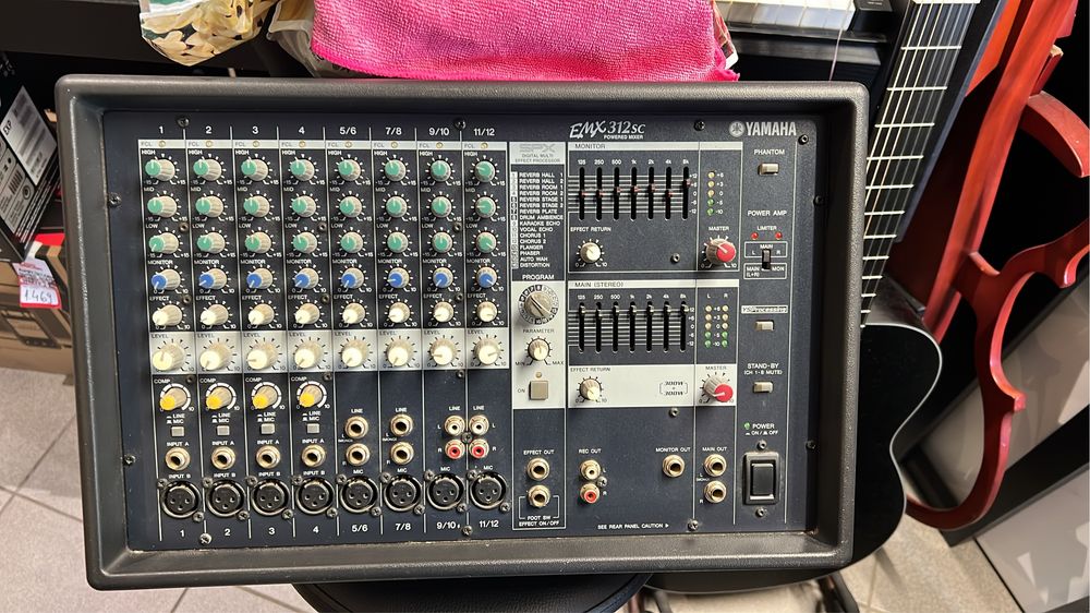 Boxe mixer yamaha cu amplificator