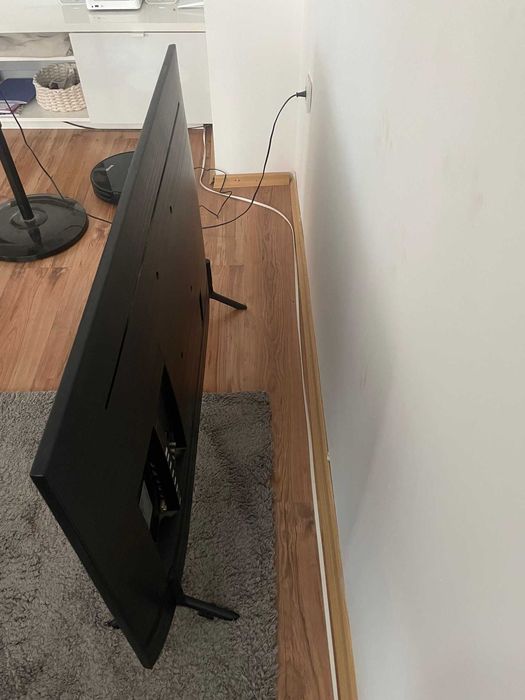 Samsung телевизор 50"