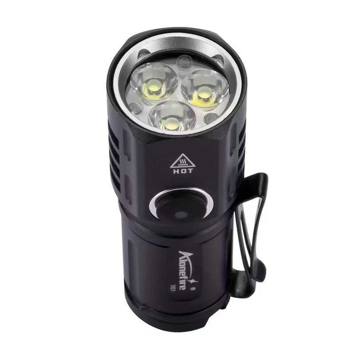 Компактен и силен фенер 6000К USB Type C
